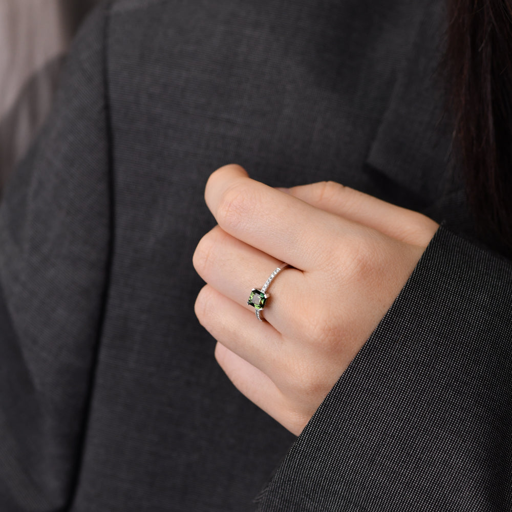 GREEN SAPPHIRE AND DIAMOND RING - DIONNE