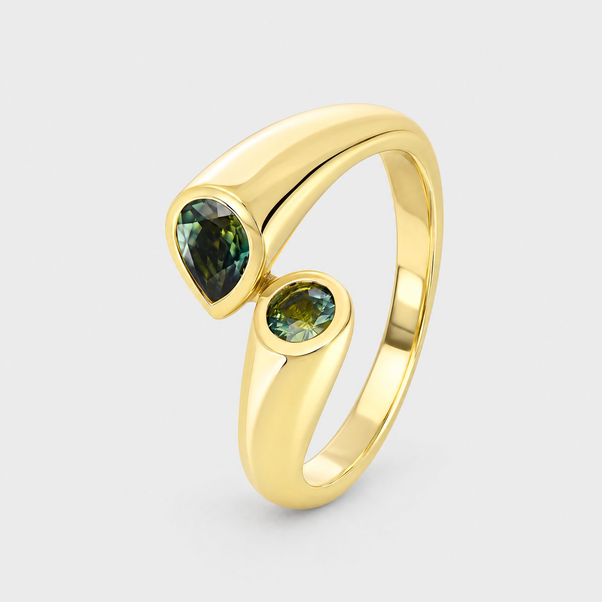 Teal Sapphire Ring - Solene, front view