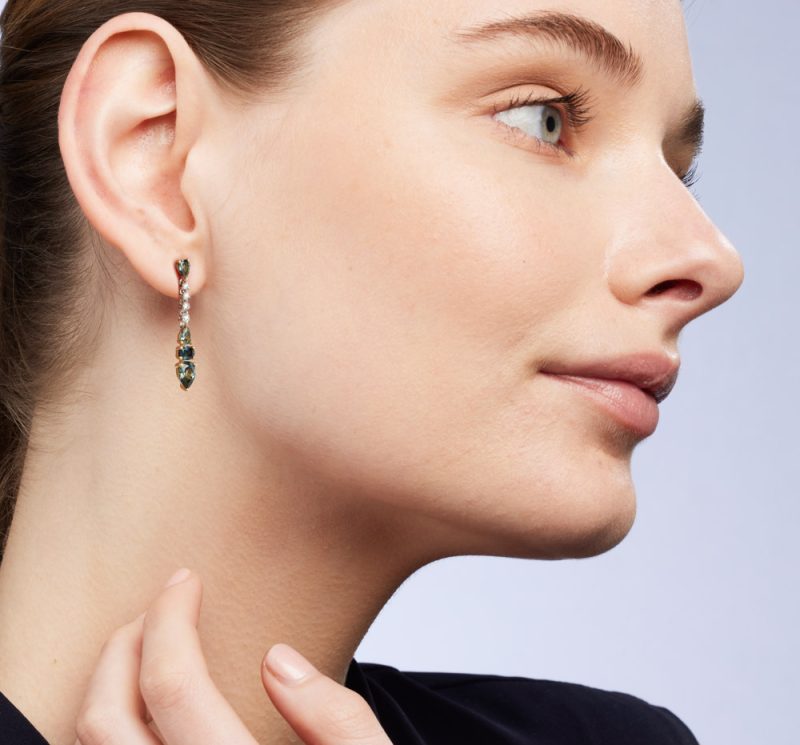 BLUE SAPPHIRE AND DIAMOND EARRINGS - TATIARA