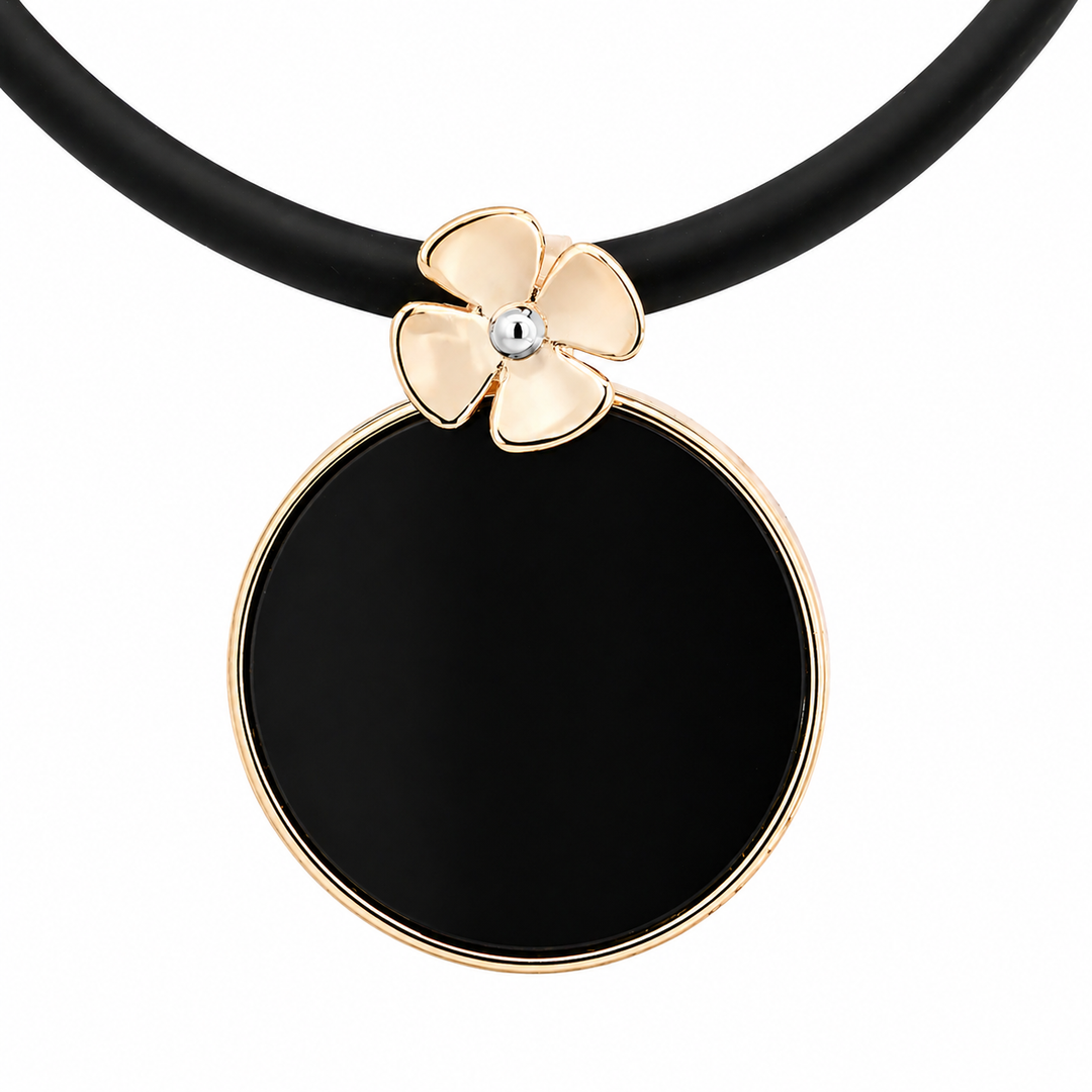 9CT YELLOW GOLD ONYX FLOWER PENDANT