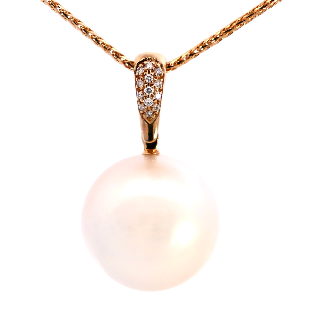 "AUTORE" DIAMOND AND PEARL PENDANT