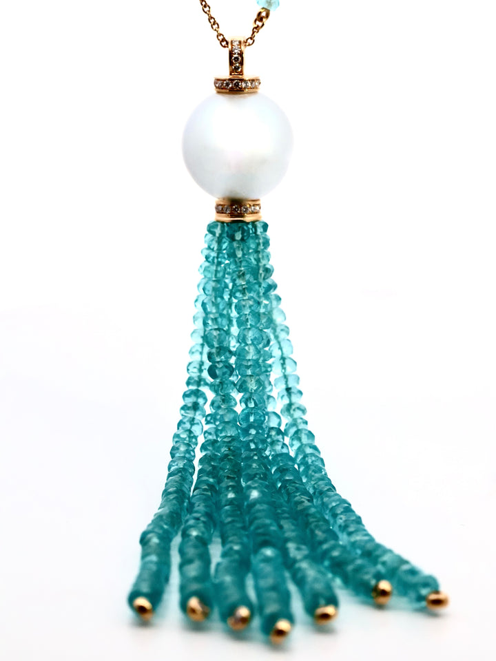 "AUTORE" PEARL, AND DIAMOND NECKLET