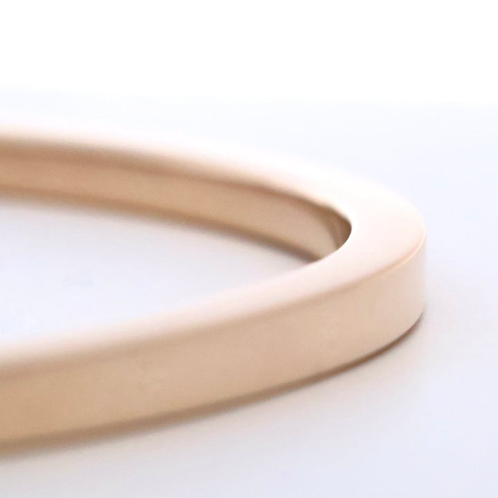 GOLD BANGLE