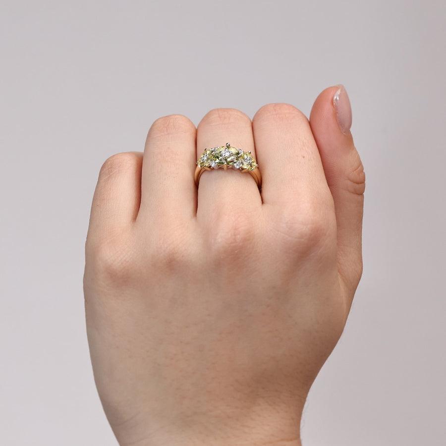 SAPPHIRE AND DIAMOND RING - PRIMROSE