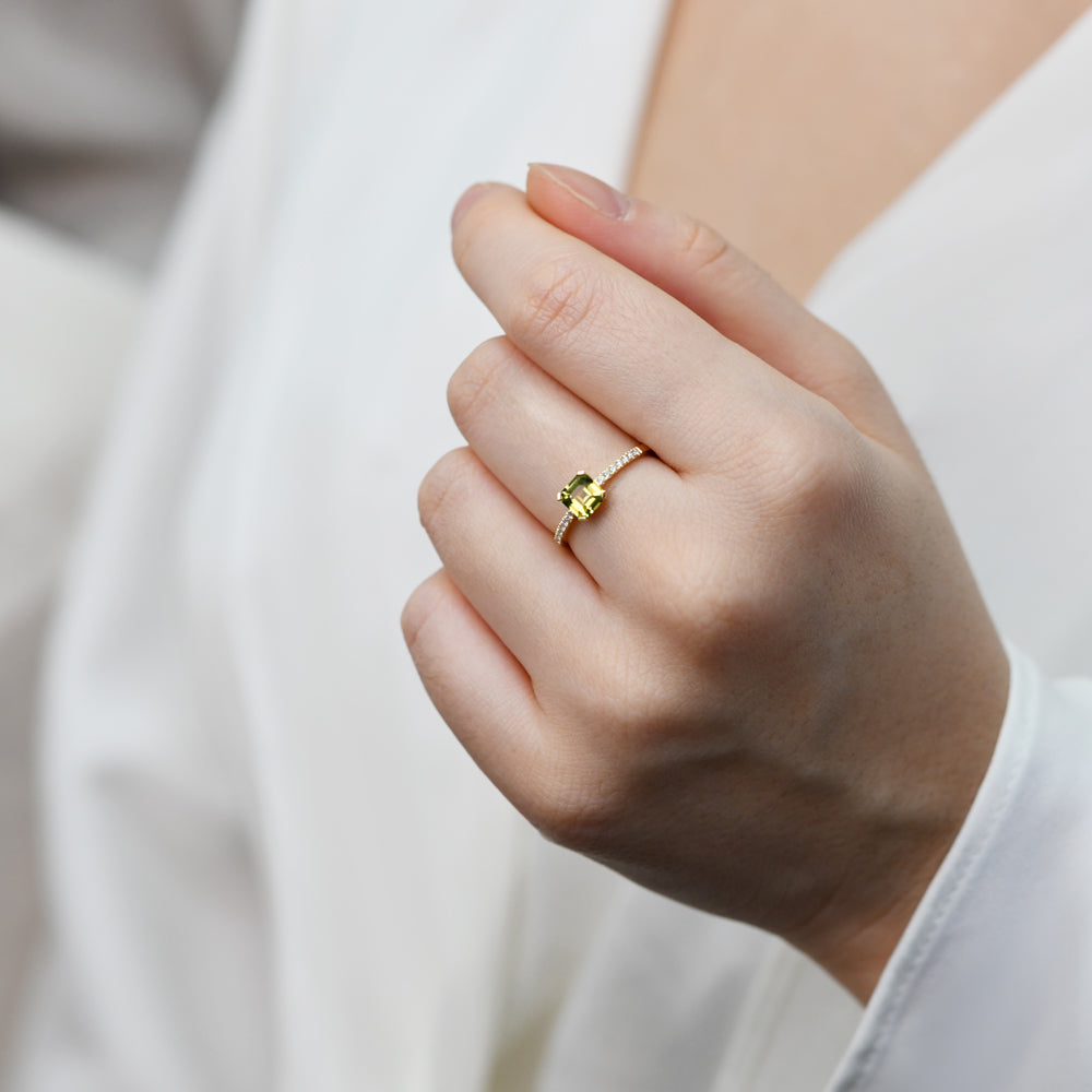 YELLOW SAPPHIRE AND DIAMOND RING - DIONNE