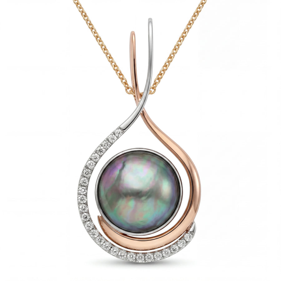 NEW ZEALAND EYRIS PEARL AND DIAMOND PENDANT