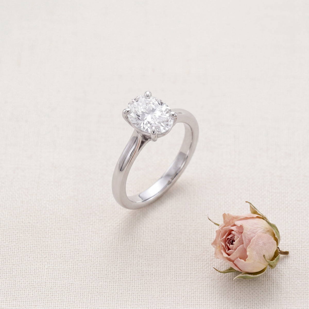 HANDCRAFTED 18CT WHITE GOLD 0.90CT DIAMOND SOLITAIRE RING