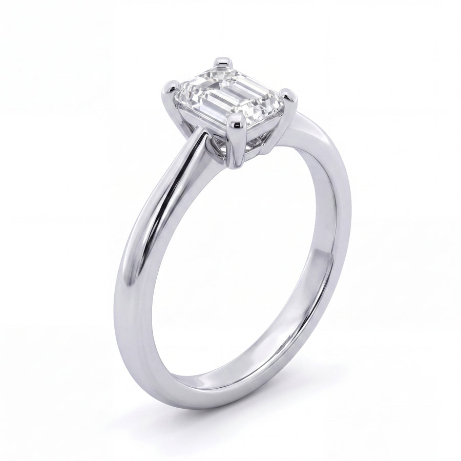 EMERALD CUT DIAMOND RING - 0.76CT