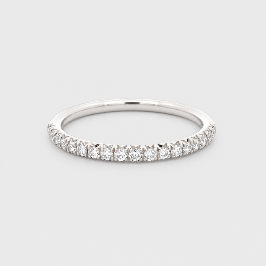 18ct White Gold Diamond Wedder, front view