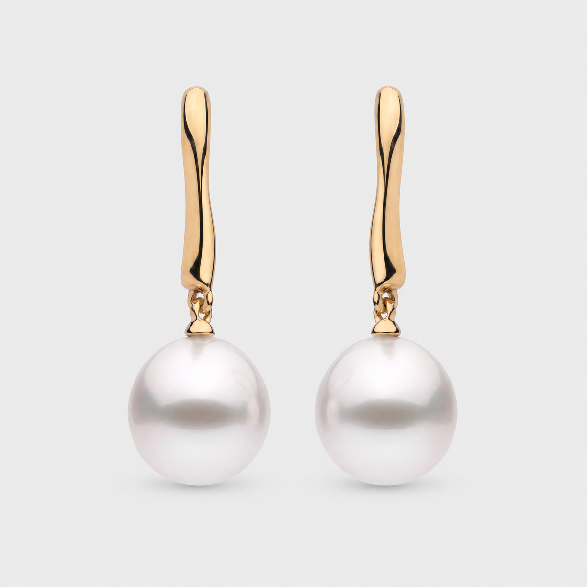 Autore Oro South Sea Pearl Earrings, front view